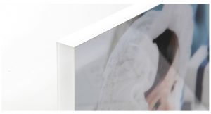bezel004